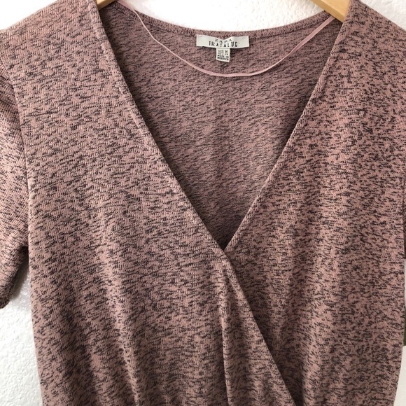 Lightweight Pink V-neck Zara Sweater Dress - Picture 4 of 7